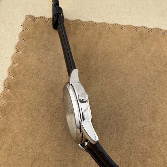 1990's Pulsar Solid Stainless Steel Watch with day and date at 3 - Picture 3 of 8